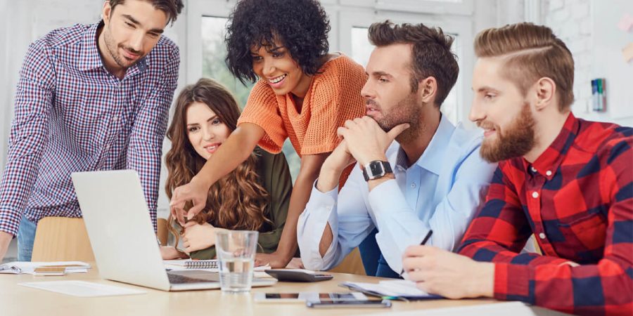 Crear empleo formal en Colombia